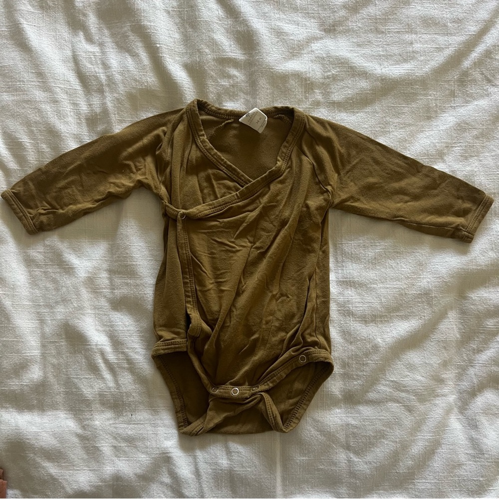 Kate Quinn Long Sleeve Kimono Onsie EUC